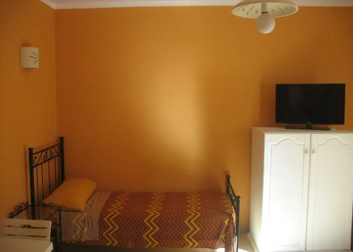 Alojamento de Acomodação e Pequeno-almoço 