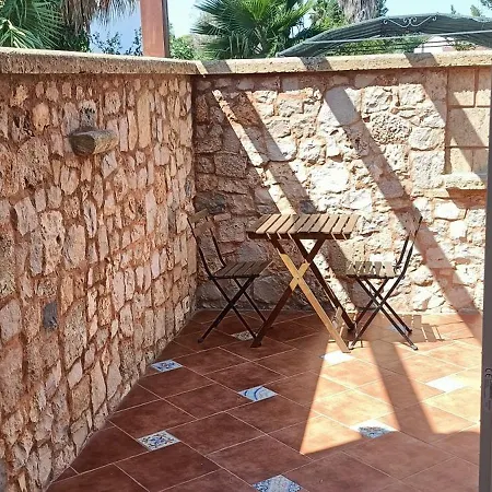 Bed & Breakfast Casa Di Angelica - Un'oasi Di Pace A 300m Dal Mare