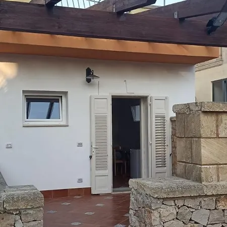 Casa Di Angelica - Un'oasi Di Pace A 300m Dal Mare Bed & Breakfast