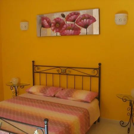 Casa Di Angelica - Un'oasi Di Pace A 300m Dal Mare 3*