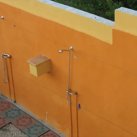 לינה וארוחת בוקר 